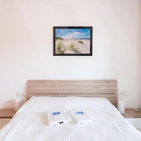 Apartment Magnifique Santa Margarida, Les Marines By Welhomy Roses